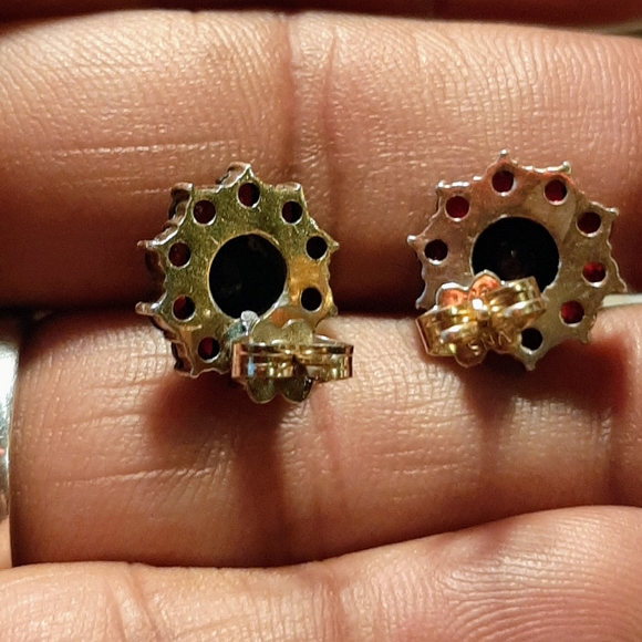 2Ct Round Dark Red Garnet Flower Cluster Stud Earrings - Picture 5 of 5